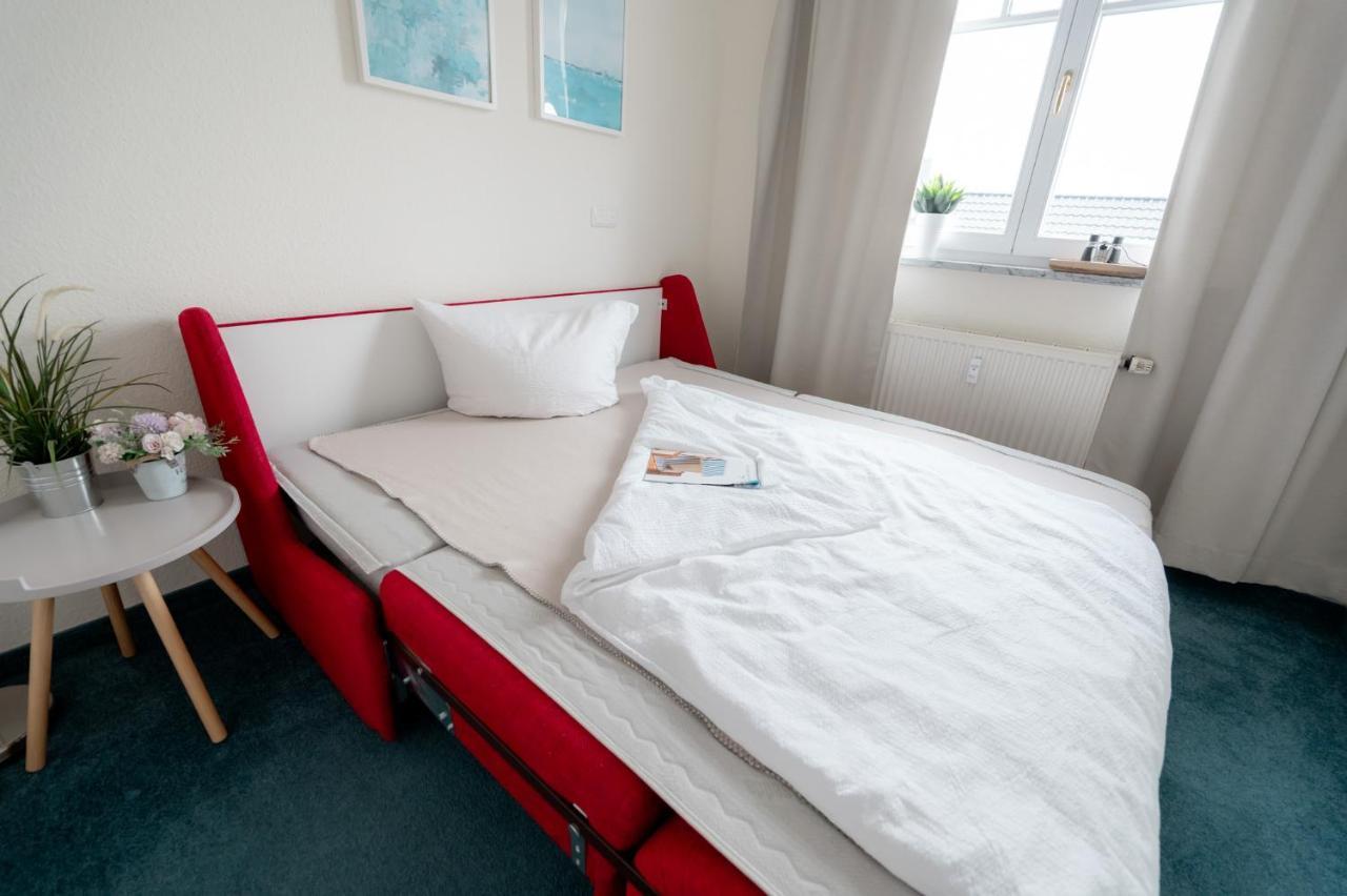 Villa Duene Mit Grosser Sonnenterrasse, Kamin, Wlan Und Tiefgarage Fuer 2-4 Personen Ostseebad Kühlungsborn Exteriér fotografie